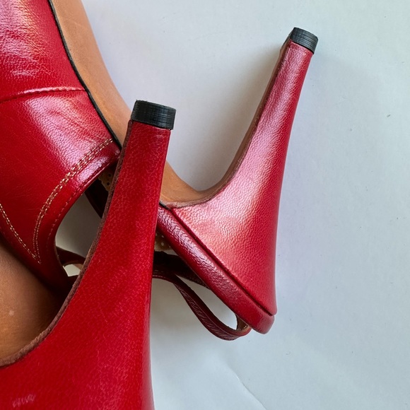 Vintage 70-80s red leather peep toe heel 👠 gold thread Marty Fuerst Detroit 9.5 - Picture 8 of 14